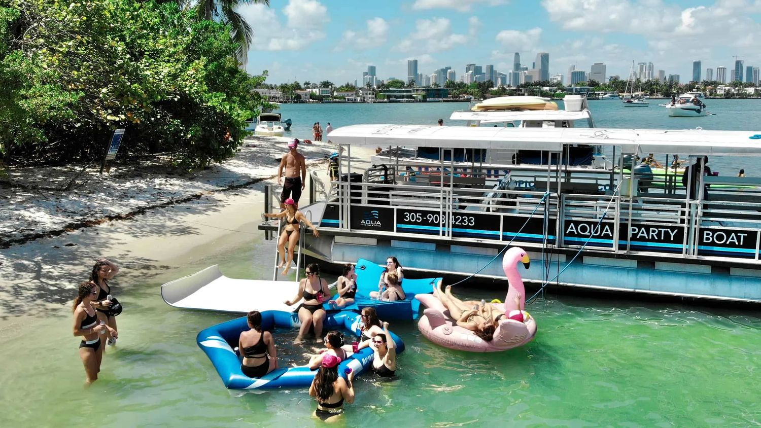 Private Boat Party in Jaco Costa Rica